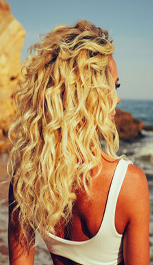 رنگ موی بلوند ساحلی